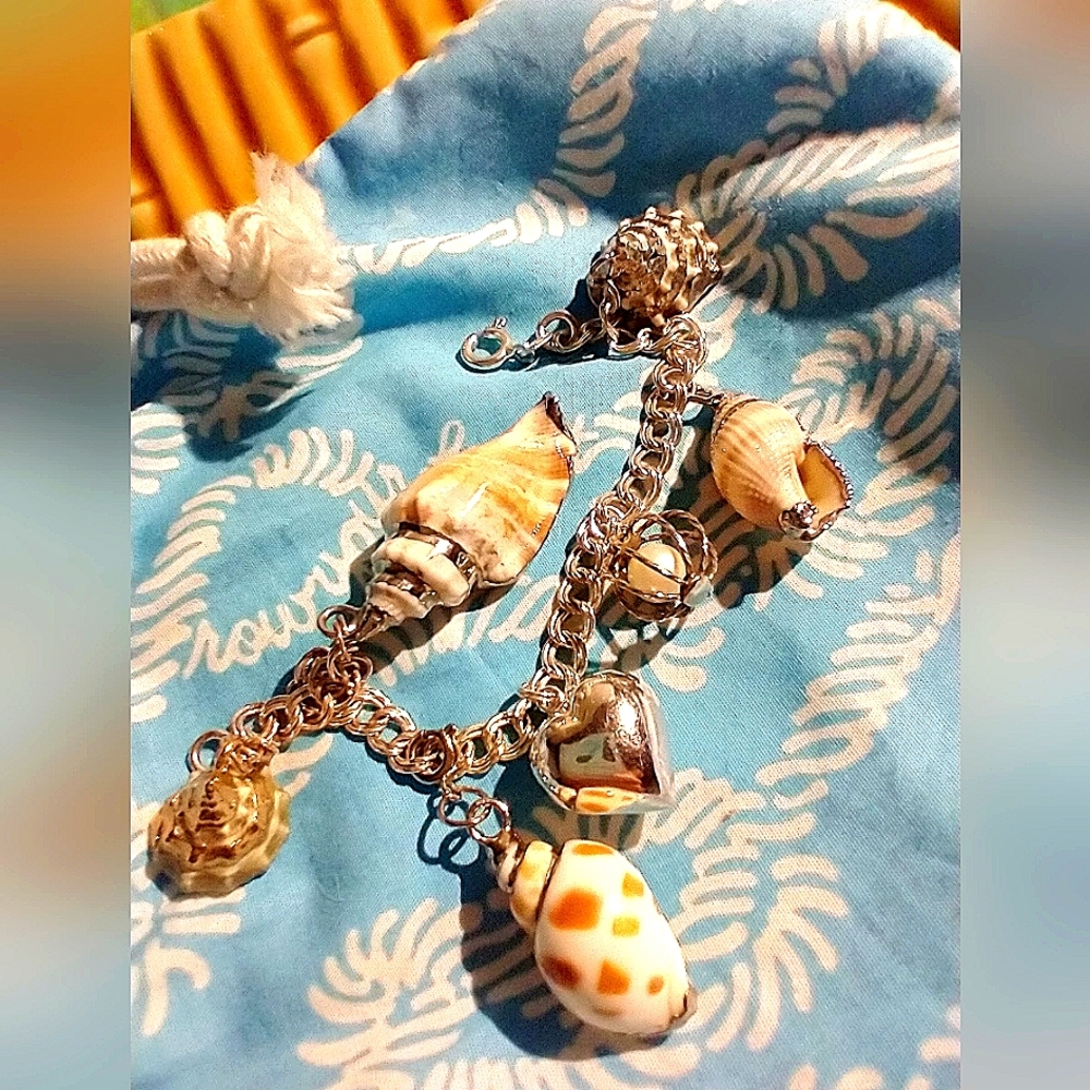 Charm Bracelet Sterling Silver NWOT genuine Pearl & Seashell charm Link Bracelet - Picture 4 of 5